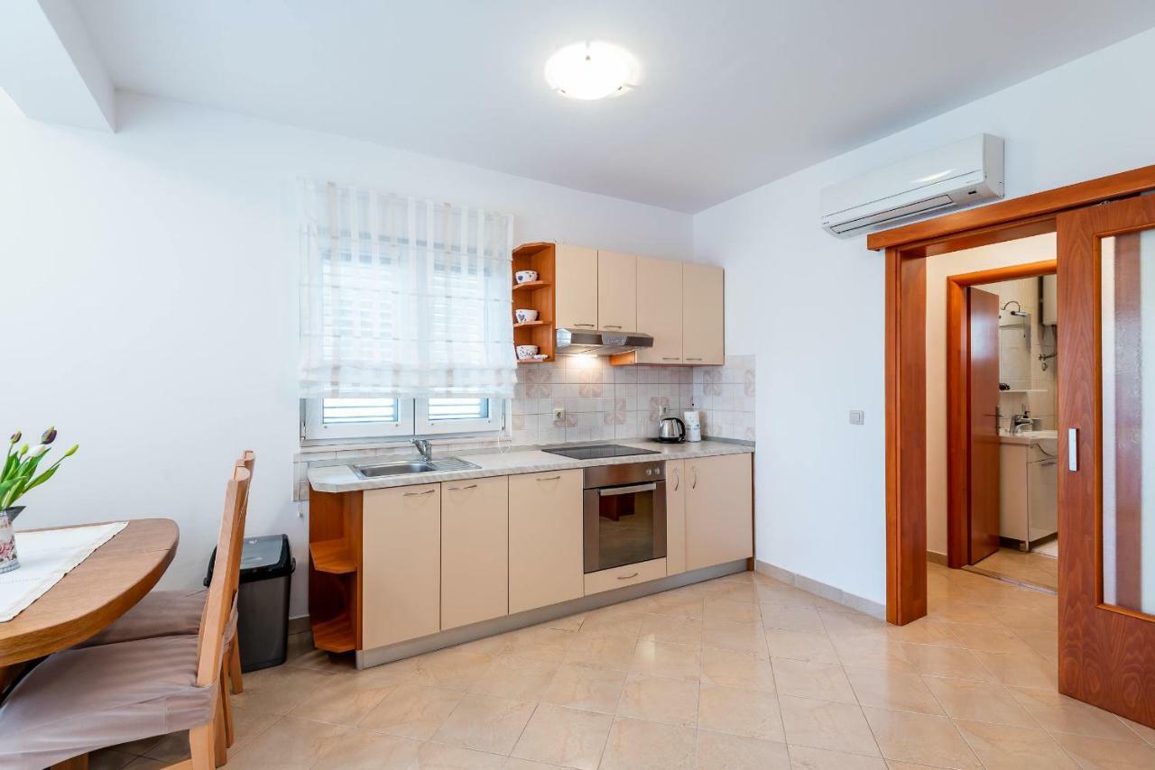 Apartmani Marina Klek Exteriér fotografie