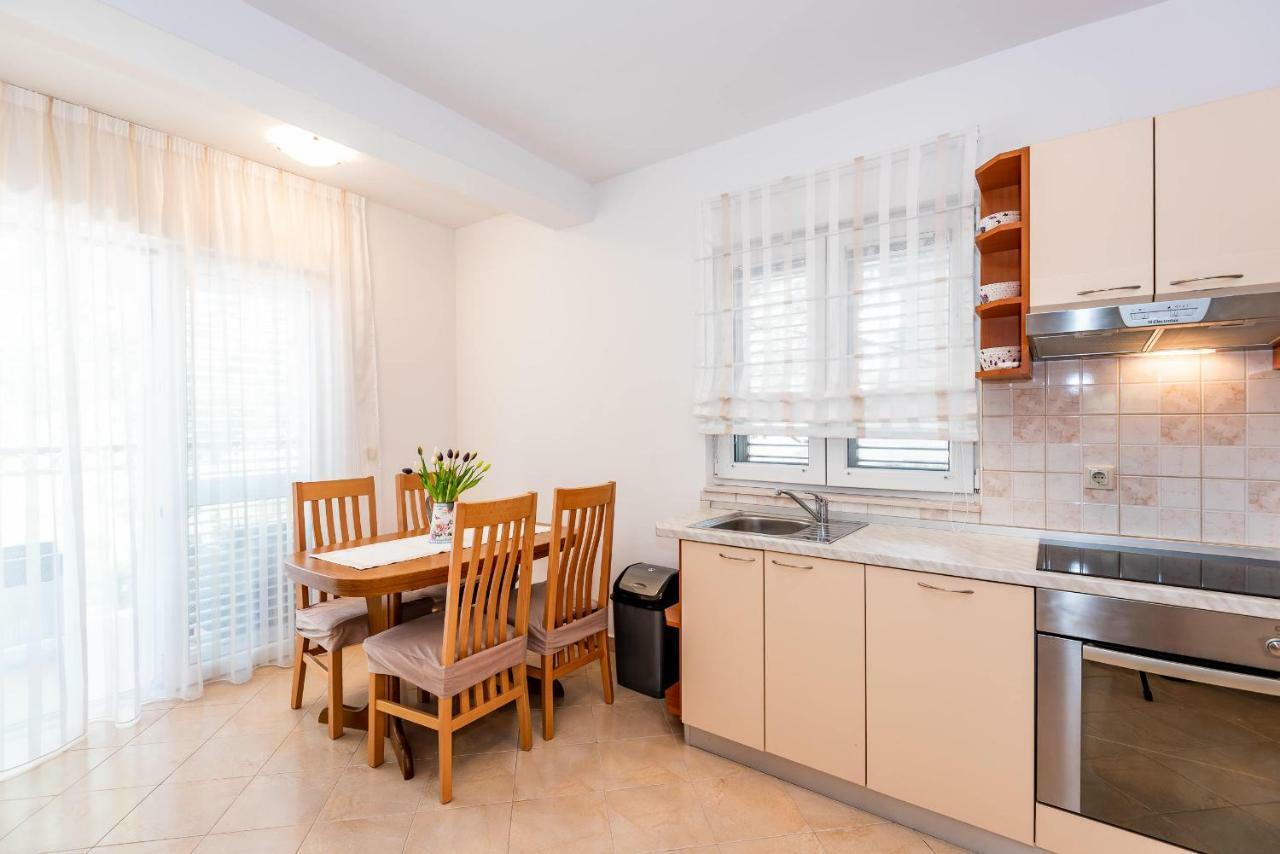 Apartmani Marina Klek Exteriér fotografie