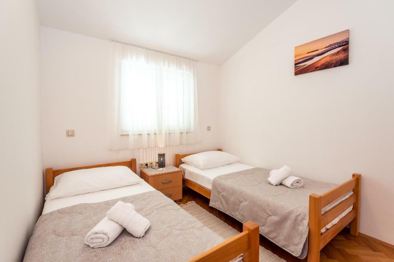 Apartmani Marina Klek Exteriér fotografie