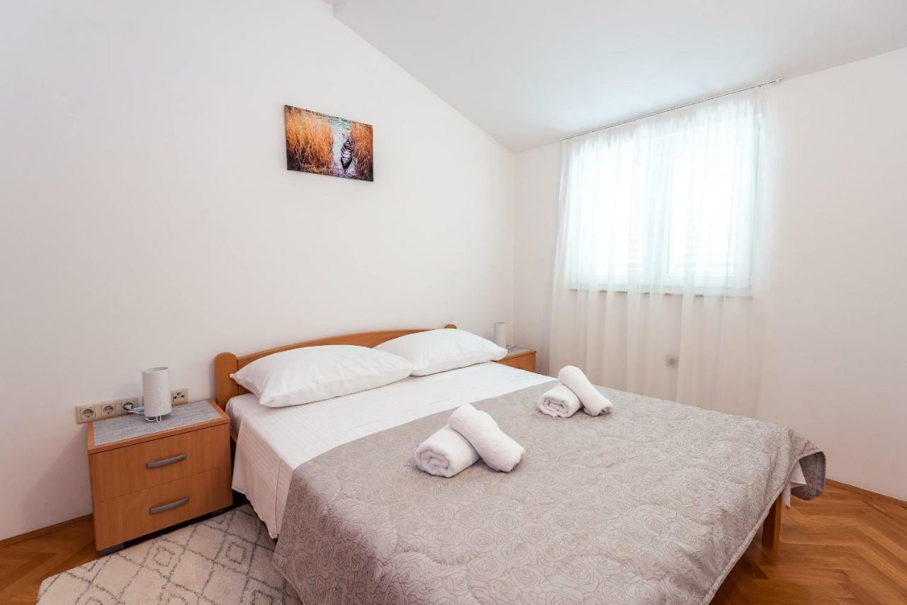 Apartmani Marina Klek Exteriér fotografie
