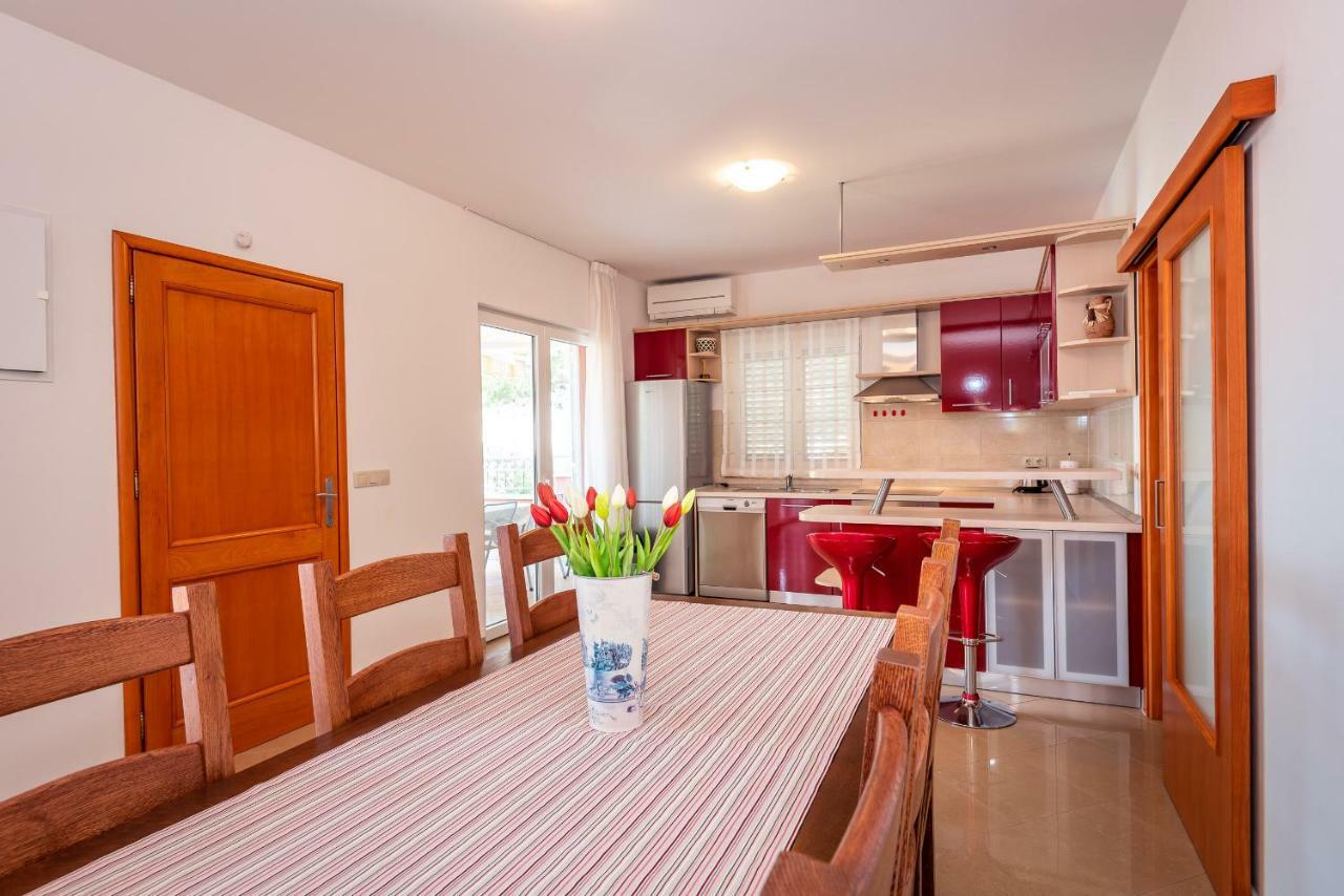 Apartmani Marina Klek Exteriér fotografie